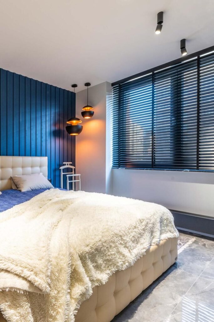 Krisna Blinds